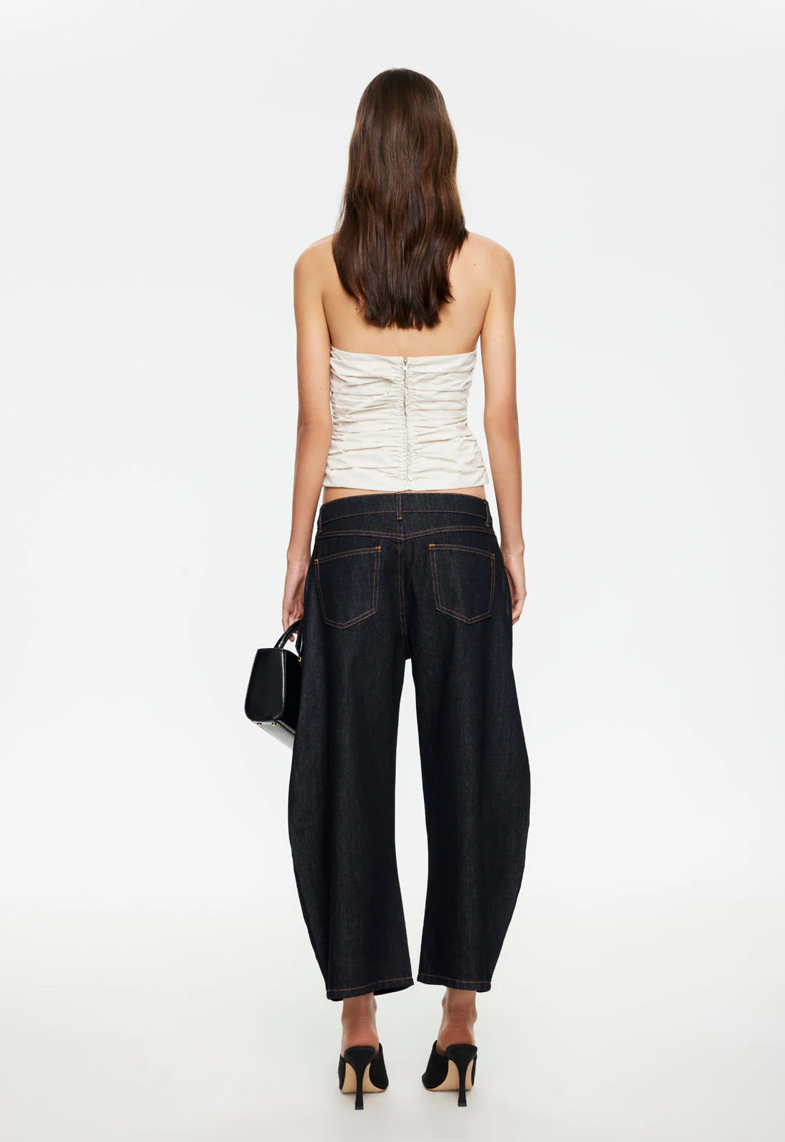 AMORE HALTER TOP - SAND - Image 4