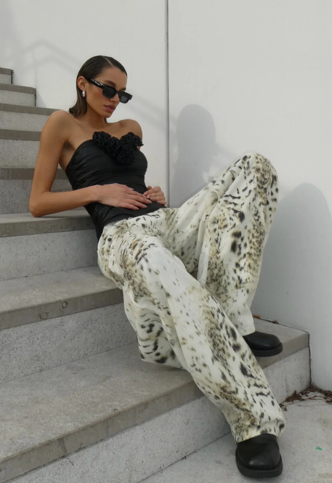 HORSESHOE JEAN - SNOW LEOPARD - Image 6